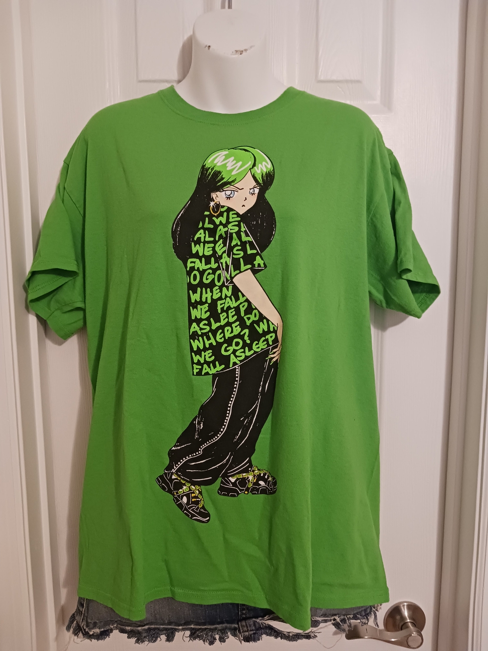 Billie Eilish Green Short Sleeve Tee with Graphic Print-  size  Large